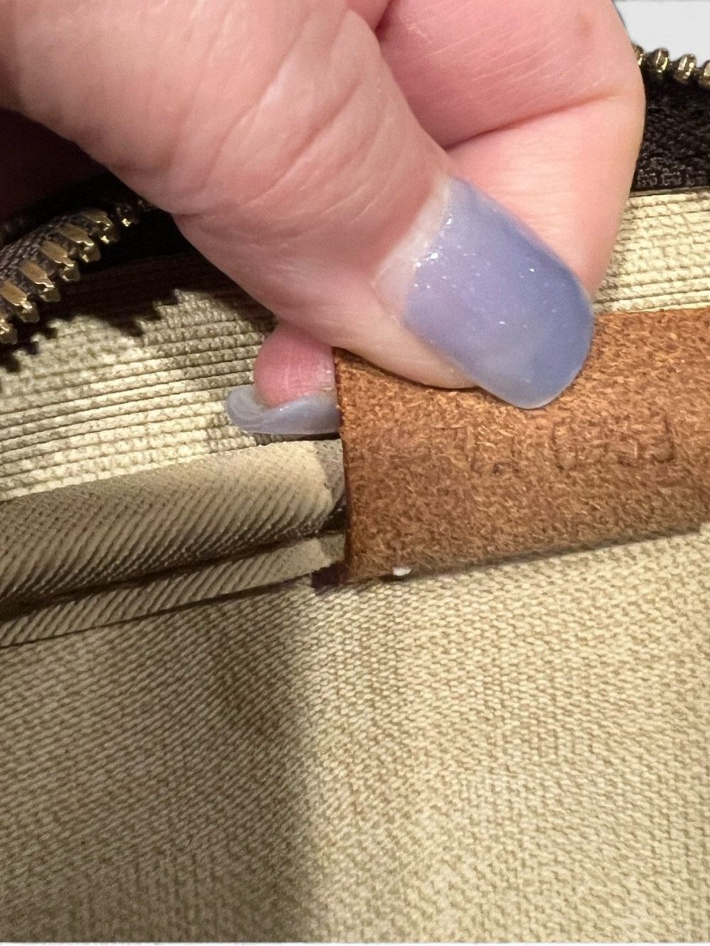 Vintage Louis Vuitton Monogram Deauville Vanity Handbag – Authentic - Picture 14 of 16